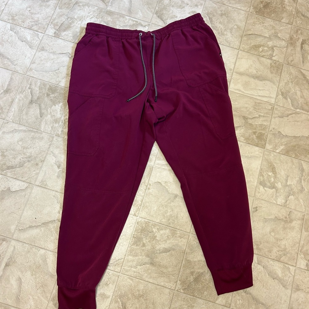 Beyond Scrubs Burgundy Set